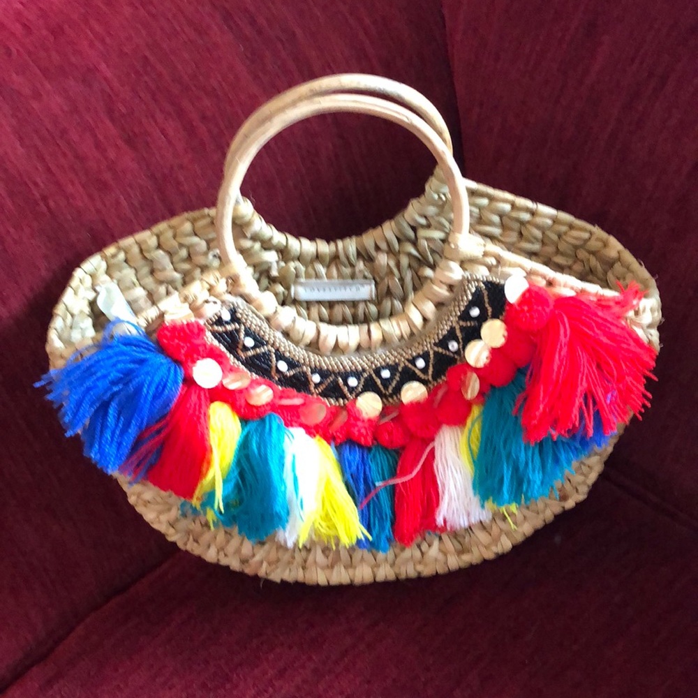 Straw handbag